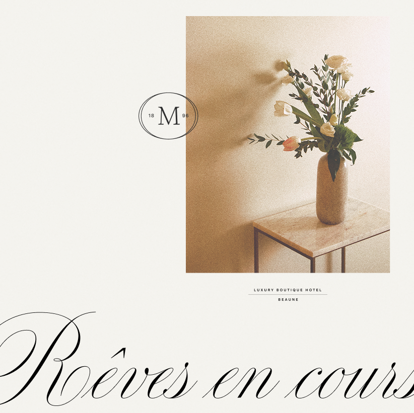 Maison 1896 in-room do-not-disturb card with script headline Rêves en cours